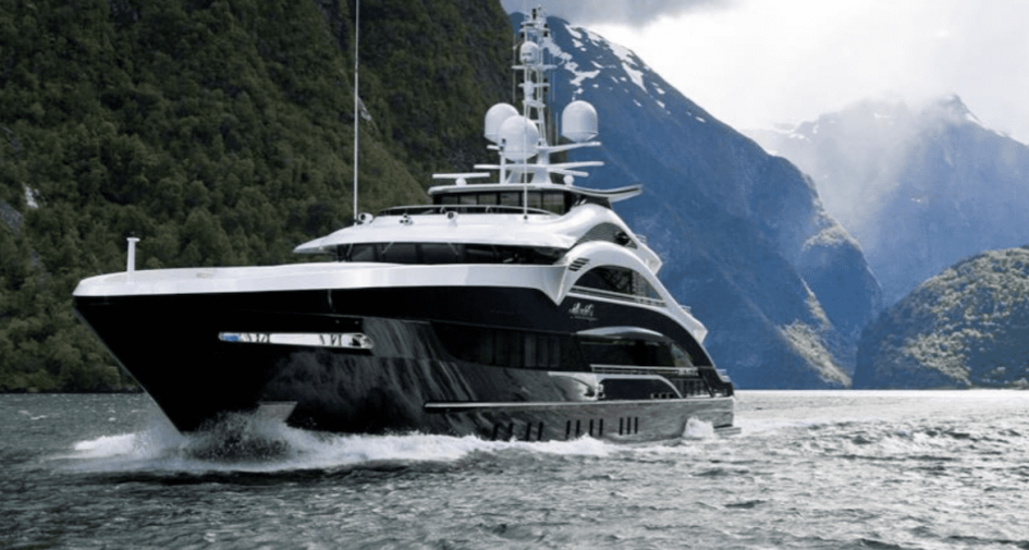 PRIVATE YACHT CHARTERS